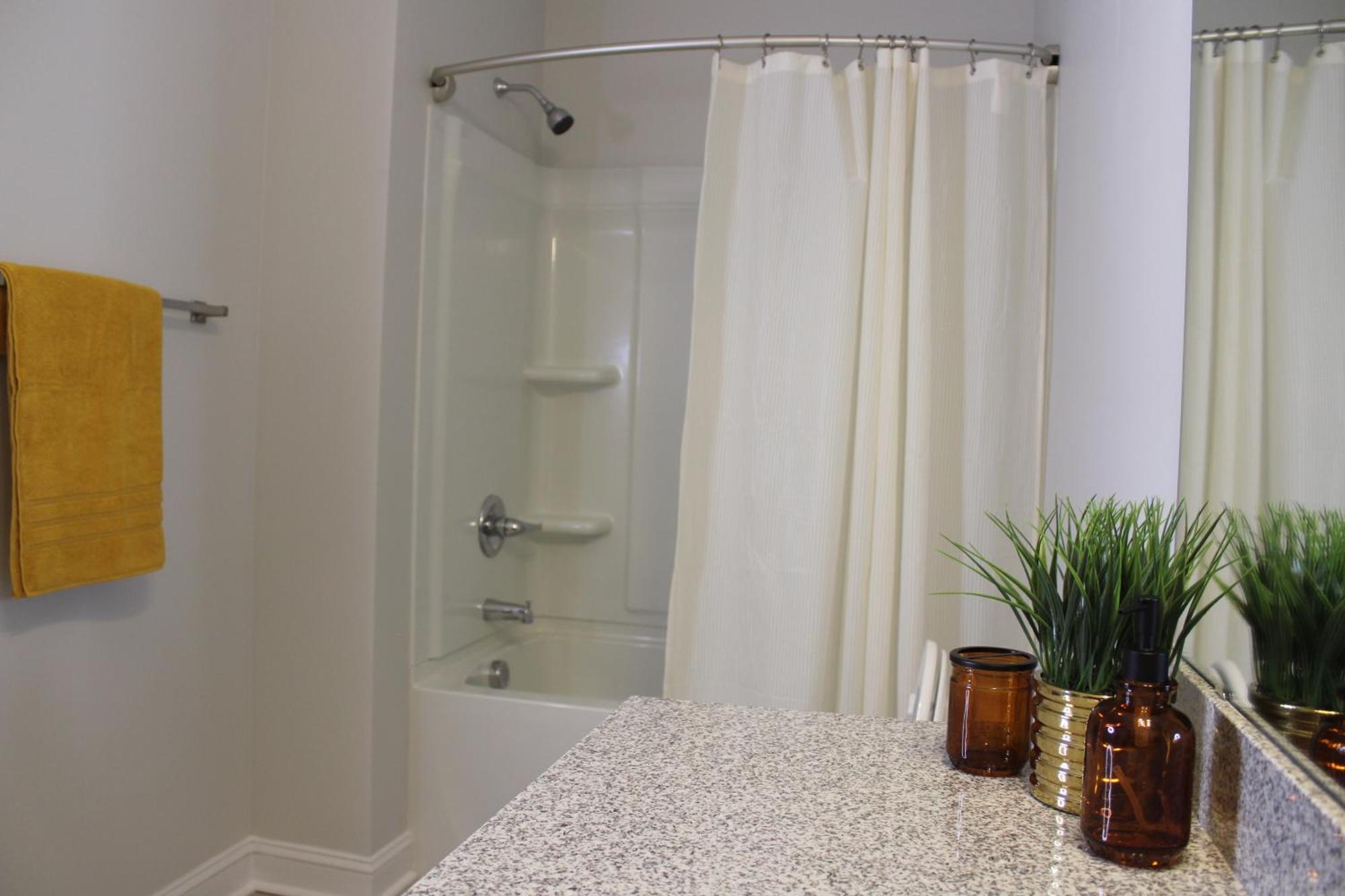 Quiet And Luxury Apartment - 10 Minutes From Ecu Winterville Екстериор снимка